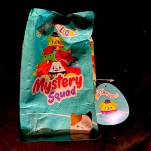 Squishmallow Blacklight Resul the Clown